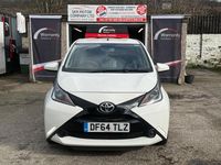 Used Toyota Aygo X-play 2015 White Hatchback