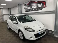 Used Renault Clio Dynamique 100 HP (73 kW) 2010 White Hatchback