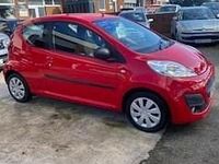 Used Peugeot 107 Active 68 HP (50 kW) 2012 Red Hatchback