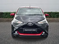 Used Toyota Aygo X-clusiv 72 HP (52 kW) 2021 Black Hatchback