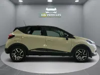 Used Renault Captur Iconic 88 HP (64 kW) 2018 Cream SUV