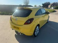 Usado Vauxhall Corsa SRi 2014 Amarelo Citadino