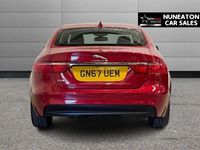 Second-hand Jaguar XF Portfolio 163 CP (119 kW) 2017 Roșu Berlinǎ