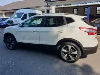 Used Nissan Qashqai N-Connecta 110 HP (80 kW) 2017 White SUV