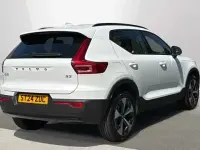 Used Volvo XC40 Plus 161 HP (118 kW) 2024 White SUV