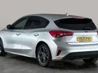 Used Ford Focus ST-Line 125 HP (91 kW) 2021 Silver Hatchback