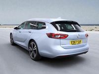 Used Vauxhall Insignia Elite 170 HP (125 kW) 2017 Silver Estate