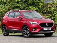 Używany MG ZS Exclusive 111 KM (81 kW) 2021 Czerwony SUV