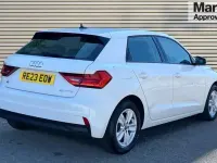Używany Audi A1 Design 95 KM (69 kW) 2023 Biały SUV
