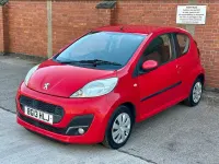 Used Peugeot 107 Active 68 HP (50 kW) 2013 Red Hatchback