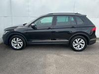 Usado VW Tiguan Life 150 CV (110 kW) 2023 Negro SUV