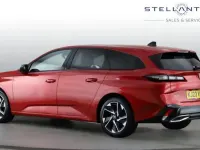 Used Peugeot 308 SW Allure Premium 129 HP (94 kW) 2023 Red Estate
