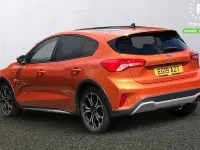 Used Ford Focus Active X 150 HP (110 kW) 2019 Orange Hatchback