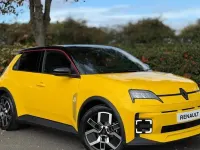 New Renault 5 E-Tech Komfort 110 kW (150 HP) 2026 Hatchback