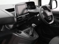 Used Peugeot Partner Premium 100 HP (73 kW) 2022 White MPV