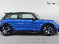 Used Mini Cooper Hatch 113 kW (154 HP) 2025 Blue Hatchback