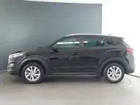 Used Hyundai Tucson SE 132 HP (97 kW) 2019 Black SUV