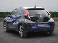 Used Toyota Aygo X 72 HP (52 kW) 2024 Blue SUV
