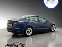 Usado Tesla Model 3 Long Range AWD 366 kW (498 HP) 2022 Azul Sedan