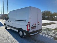 Used Nissan Interstar Acenta 135 HP (99 kW) 2022 White Van