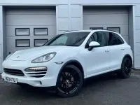 Used Porsche Cayenne Diesel 2012 White SUV