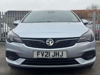 Second-hand Vauxhall Astra SRi 122 CP (89 kW) 2021 Argintiu Hatchback