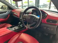 Used Maserati Levante 275 HP (202 kW) 2017 Grey SUV