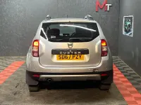 Used Dacia Duster Lauréate 125 HP (91 kW) 2017 Silver SUV