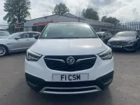 Used Vauxhall Crossland X SRi 83 HP (61 kW) 2020 White SUV