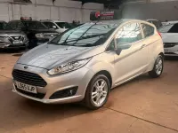 Used Ford Fiesta Zetec 82 HP (60 kW) 2015 Silver Hatchback