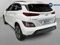 Gebraucht Hyundai Kona Premium 150 kW (204 PS) 2022 Weiß SUV