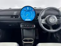 Usado Mini Cooper Hatch 154 HP (113 kW) 2024 Branco Citadino