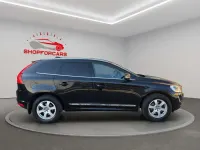Usado Volvo XC60 SE Lux 181 HP (133 kW) 2014 Preto SUV