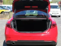 Used Alfa Romeo Giulia Super 160 HP (117 kW) 2019 Red Sedan