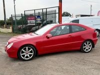 Begagnad Mercedes C220 SE 2003 Röd Sportkupé