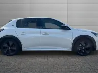 Used Peugeot e-208 Premium 98 kW (134 HP) 2021 White Hatchback