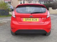 Begagnad Ford Fiesta Style 82 HK (60 kW) 2014 Röd Halvkombi