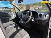 Usado Citroën Berlingo XTR 90 CV (66 kW) 2010 Plateado Monovolumen