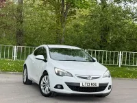 Second-hand Vauxhall Astra GTC SRi 140 CP (102 kW) 2013 Alb Hatchback