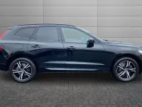Used Volvo XC60 R-Design 250 HP (183 kW) 2022 Onyx black SUV