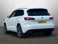 Used VW Touareg R-line 286 HP (210 kW) 2018 White SUV