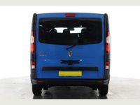 Begagnad Renault Trafic Business 2023 Blå Minibuss