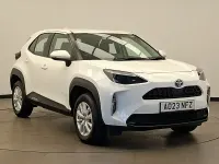 Used Toyota Yaris Hybrid 116 HP (85 kW) 2023 White Estate