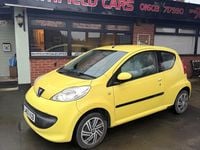Used Peugeot 107 68 HP (50 kW) 2006 Yellow Hatchback