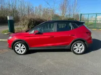 Usado Seat Arona SE Technology 115 HP (84 kW) 2019 Vermelho SUV