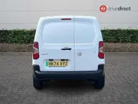 Used Vauxhall Combo 100 kW (136 HP) 2024 White MPV
