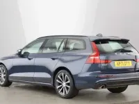 Usado Volvo V60 Momentum 161 HP (118 kW) 2022 Carrinha