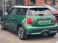 Used Mini Cooper S Exclusive 176 HP (129 kW) 2023 Green Hatchback