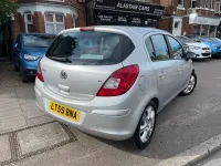 Second-hand Vauxhall Corsa Design Edition 89 CP (65 kW) 2009 Argintiu Hatchback