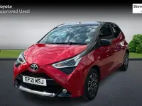 Used Toyota Aygo X-clusiv 72 HP (52 kW) 2021 Red Hatchback